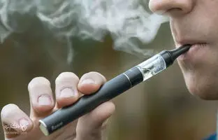 آیا استفاده از سیگار الکترونیکی به ترک سیگار کمک می‌کند؟ 