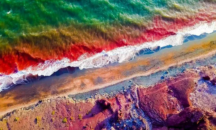 خاک نقره‌ای هرمز به فنا رفت/ این خاک یک میلیون سال دیگر بازسازی می‌شود