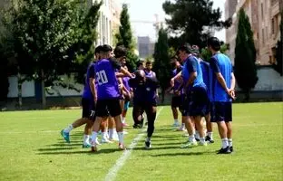 (تصویر)  توهین عجیب رسانه کنگویی‌ به بازیکن استقلال!