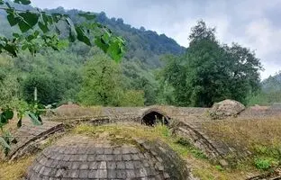 همسفر با تی تی خانم به گیلان؛ آنچه از کاروانسرای شکوفه نمی‌دانیم