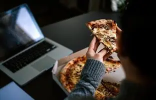 شام دیر هنگام باعث افزایش وزن می‌شود؟