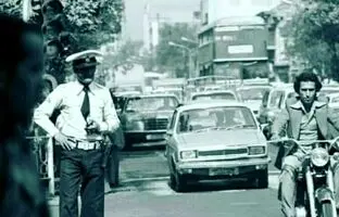 استایل تهرانی‌ها در دهه 50 در میدان ولیعصر + عکس