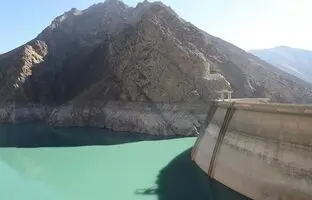  نیمی از ظرفیت سدهای کشور خالی است 