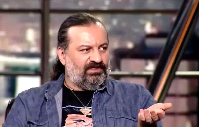 همسفر با مهراب قاسم‌خانی به شیراز؛ منظره‌ای عاشقانه از دریاچه مهارلو