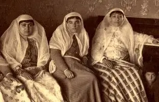  سفر به عصر قاجار؛ از طاووس کاخ گلستان تا جشن تولد نوۀ ناصرالدین شاه + تصاویر