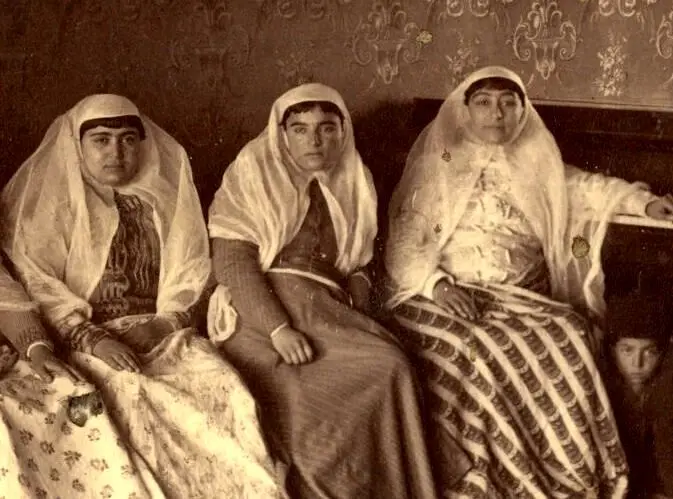  سفر به عصر قاجار؛ از طاووس کاخ گلستان تا جشن تولد نوۀ ناصرالدین شاه + تصاویر