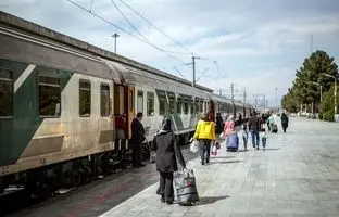 
پیش‌فروش بلیت قطار‌های تهران - وان چه شد؟
