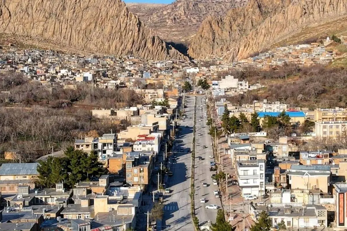  خیابانی در شهر «کرند» کرمانشاه؛ یک قرن قبل + تصویر