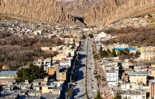  خیابانی در شهر «کرند» کرمانشاه؛ یک قرن قبل + تصویر