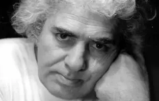 شعری که به احمد شاملو نسبت داده شد!