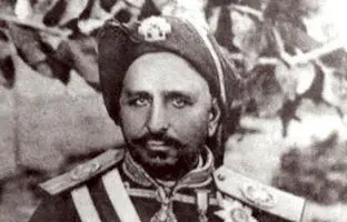 عکس‌هایی دیده نشده از شیخ خزعل در کنار افسر بریتانیایی