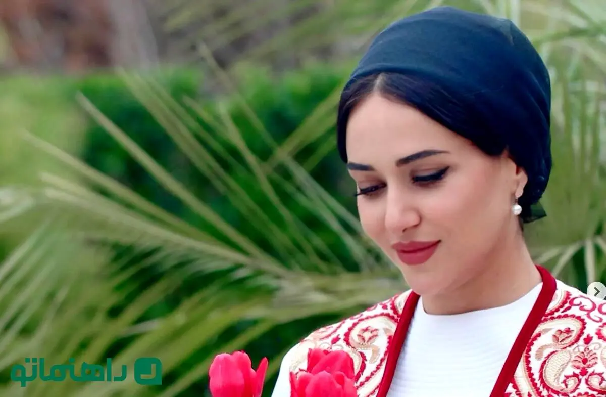 استایل نوروزی به سبک پریناز ایزدیار با جلیقه