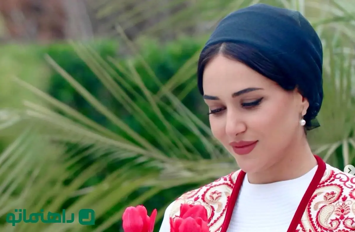 استایل نوروزی به سبک پریناز ایزدیار با جلیقه