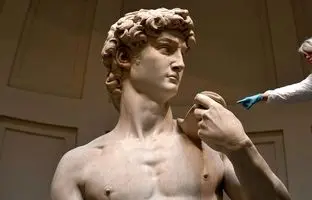 ربات مجسمه ساز ایتالیایی‌ها غوغا کرد + ویدئو