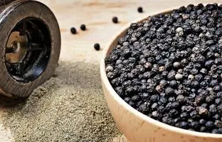 لاغری با مصرف فلفل سیاه؛ چه شکلی بخوریم؟