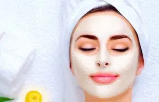 ۵ ماسک جادویی که پوستت رو چند درجه روشن‌تر می‌کنند!