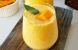  طرز تهیه میلک‌شیک انبه؛ به روش یک باریستای حرفه‌ای 
