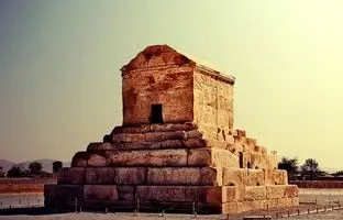 سفری به محل زندگی کوروش کبیر در پاسارگاد؛ زادگاه اولین پادشاه بزرگ ایران