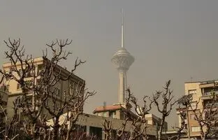 برج میلاد مدفون در آلودگی هوای تهران + عکس