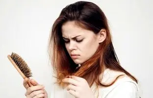 کدام ویتامین‌ها از ریزش مو جلوگیری می‌کنند؟ 