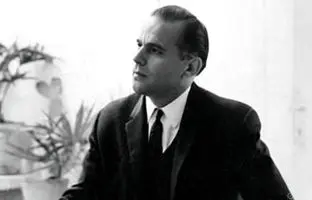 زیباترین اشعار فارسی؛ قصه زمینی که با خون، گندم نمی‌دهد از زبان انسان‌دوست‌ترین شاعر ایران