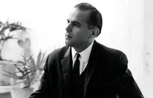 زیباترین اشعار فارسی؛ قصه زمینی که با خون، گندم نمی‌دهد از زبان انسان‌دوست‌ترین شاعر ایران