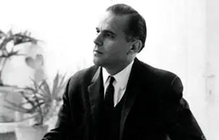 زیباترین اشعار فارسی؛ قصه زمینی که با خون، گندم نمی‌دهد از زبان انسان‌دوست‌ترین شاعر ایران