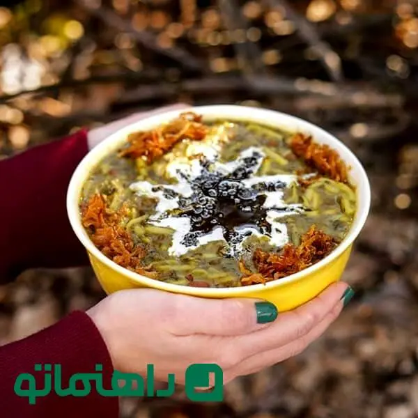 طرز تهیه آش رشته + رازهای درست کردن پیاز داغ ترد و طلایی