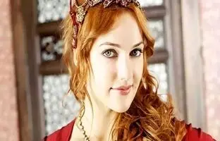  پاپاراتزی خارجی؛ 10 بازیگر زن مشهور ترکیه 