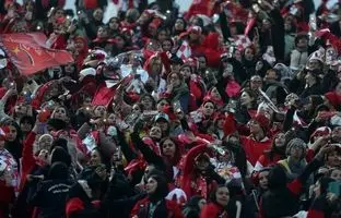 
تراکتور از تماشاگران پرسپولیس شکایت کرد
