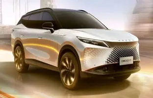 شاسی بلند چینی اومودا C7 از راه رسید؛ رقیب سرسخت لاماری ایما