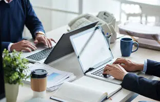 ۵ خطرِ طولانی نشستن برای قلب و عروق