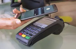 پرداخت موبایلی جای کارت بانکی را می‌گیرد + زمان اجرای طرح