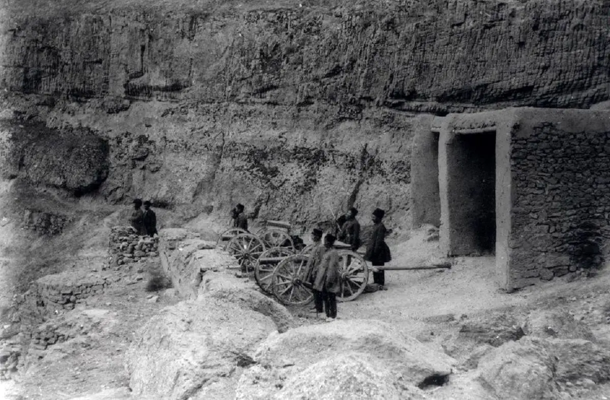 مانور توپ‌های جنگی در دوران قاجار