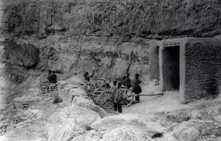 مانور توپ‌های جنگی در دوران قاجار