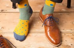 برای گشاد شدن کفش تنگ چه کنیم؟ ؛ ۷ روش ساده برای گشاد کردن کفش تنگ در خانه
