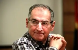 جملات جنجالی زیباکلام: به ولای علی قسم اگر جلیلی رییس جمهور می‌شد پای هر تیر چراغ برقی یک حجاب‌بان می‌گذاشت + ویدئو