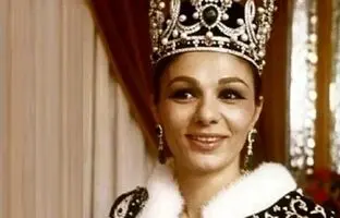 دوچرخه‌سواری «فرح» 16 ساله در کوچه‌های تهران+ تصاویر