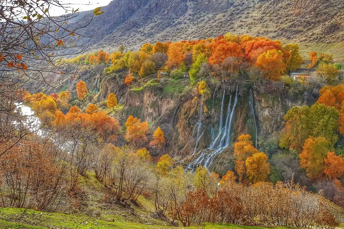 پاییز زودرس در لرستان: جاهایی که شهریور ماه رنگ عوض می‌کنند