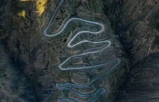 جاده روستای ناندل یکی از خطرناکترین جاده های شمال ایران