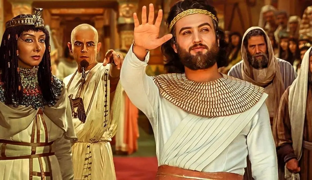 «یوزارسیف، آخناتون و سلحشور» در پشت صحنه سریال یوسف پیامبر؛ سال 83 + عکس