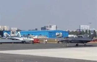 نزدیک‌ترین برخورد سوخو ۵۷ روسی با اف ۳۵ آمریکایی + عکس