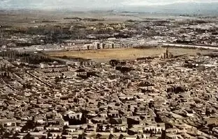 «نمایی از شکل و شمایل سنتی شهر» در سال 1248 + تصویر