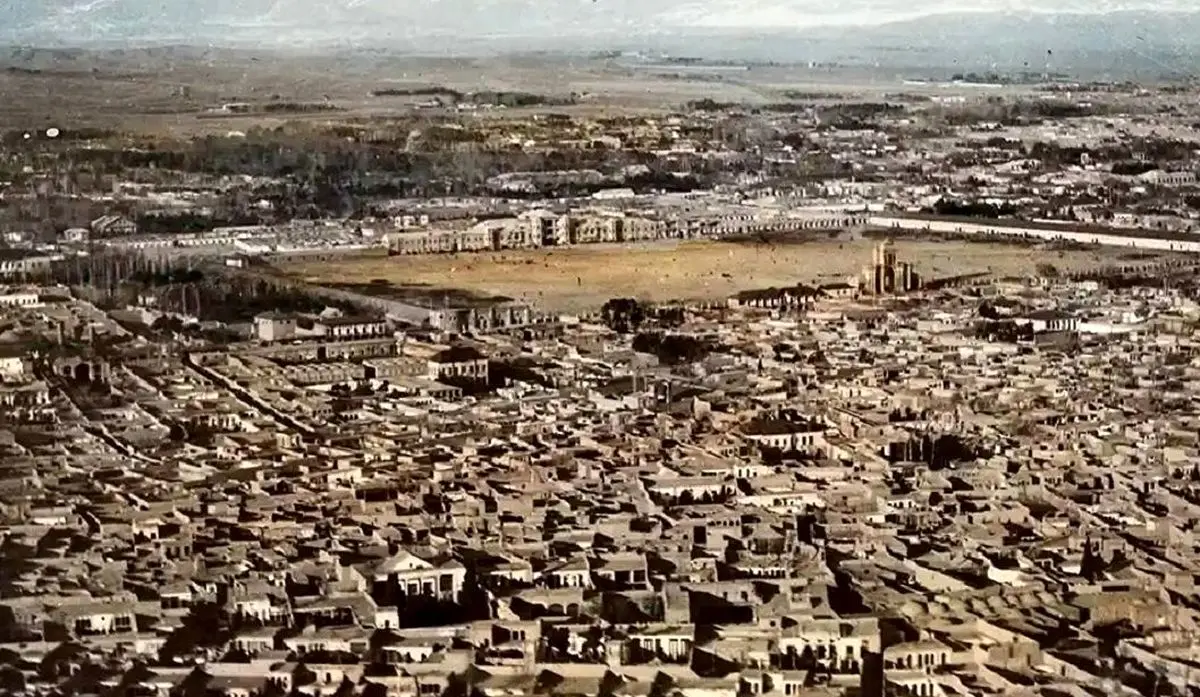 «نمایی از شکل و شمایل سنتی شهر» در سال 1248 + تصویر