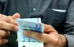 
واکنش رئیس سازمان برنامه و بودجه به احتمال افزایش یارانه‌های نقدی
