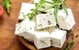 عوارض ۸ گانه مصرف بیش از حد پنیر