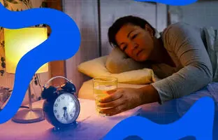 پنج عادت مهم شبانه برای زنان بالای ۵۰ سال 