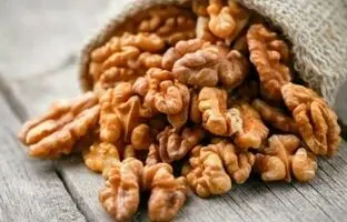 گردوی خارجی یا ایرانی؛ کدام گردو چرب‌تر و خوشمزه‌تر است؟