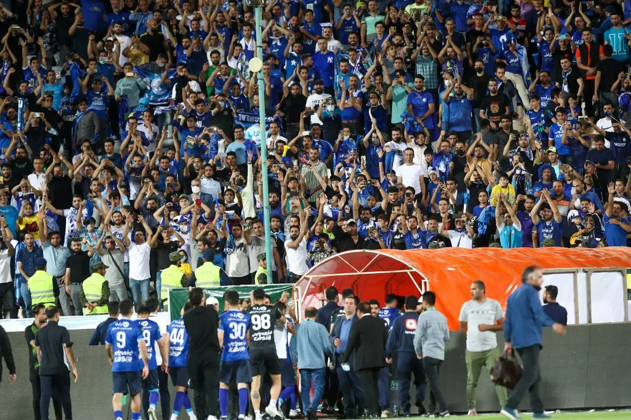 جشن قهرمانی هواداران استقلال در خیابان های شیراز و شهرهای فارس + ویدئو