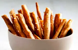 هوش بی‌نظیر یک دانش‌آموز؛ گسترش تجارت فروش چوب شور در مدرسه! + ویدئو